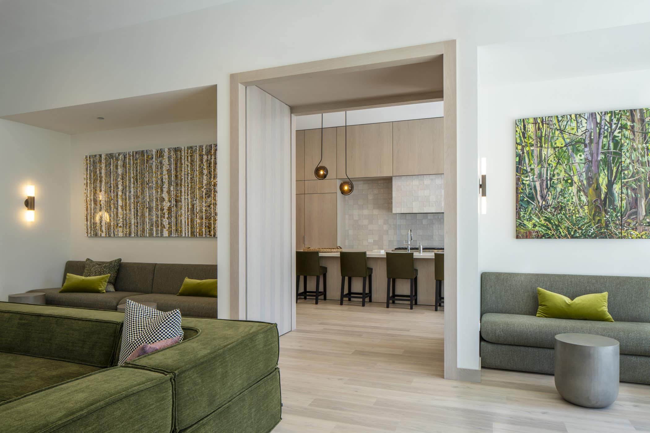 1000M den and chef's kitchen