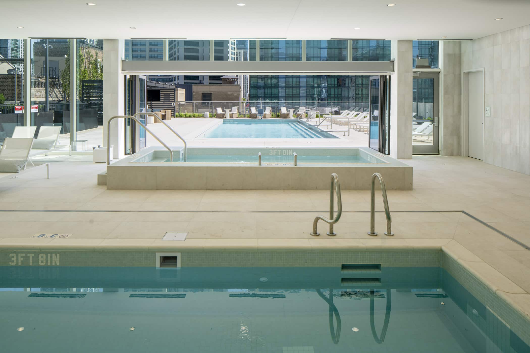 1000M pools indoor and outdoor