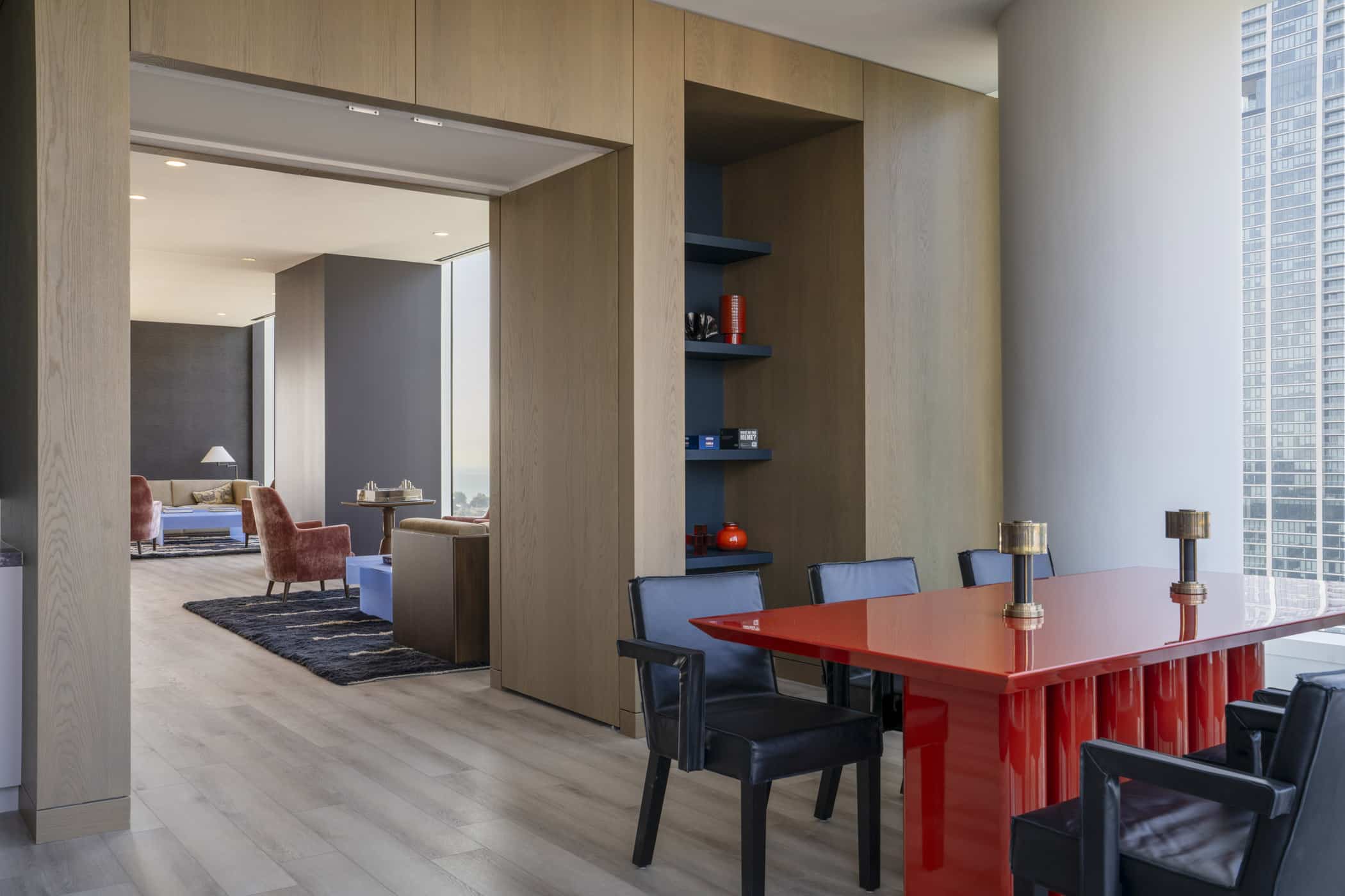 1000M horizon lounge