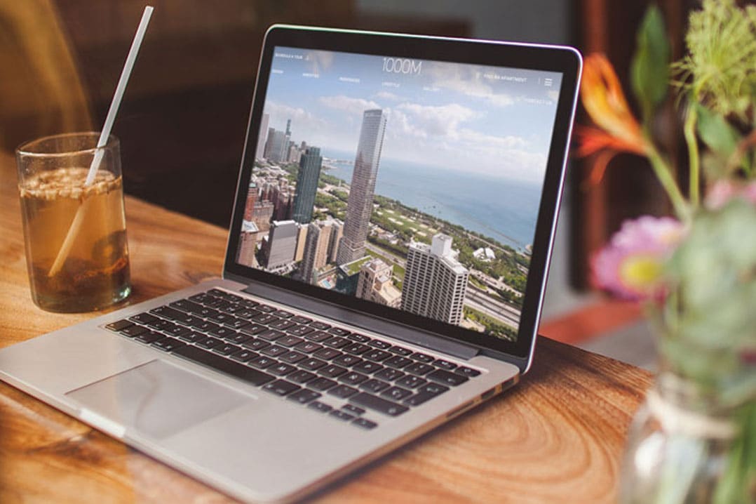 1000m website on computer